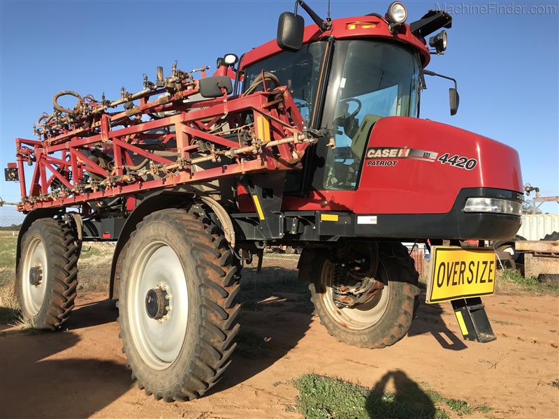 Case IH 4420 self propelled sprayer, Sprayers & Equipment Case IH WA