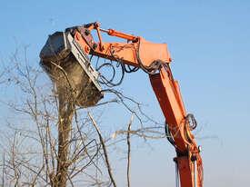 Photo 2. FAE UML/EX - FML/EX Hyd Mulcher Attachments