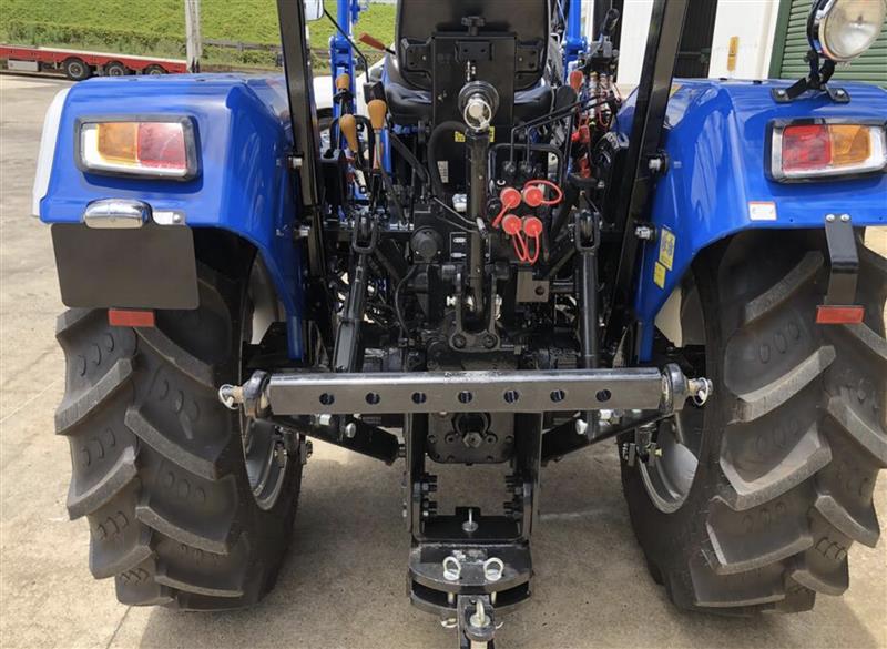 Photo 4. Solis S50 tractor