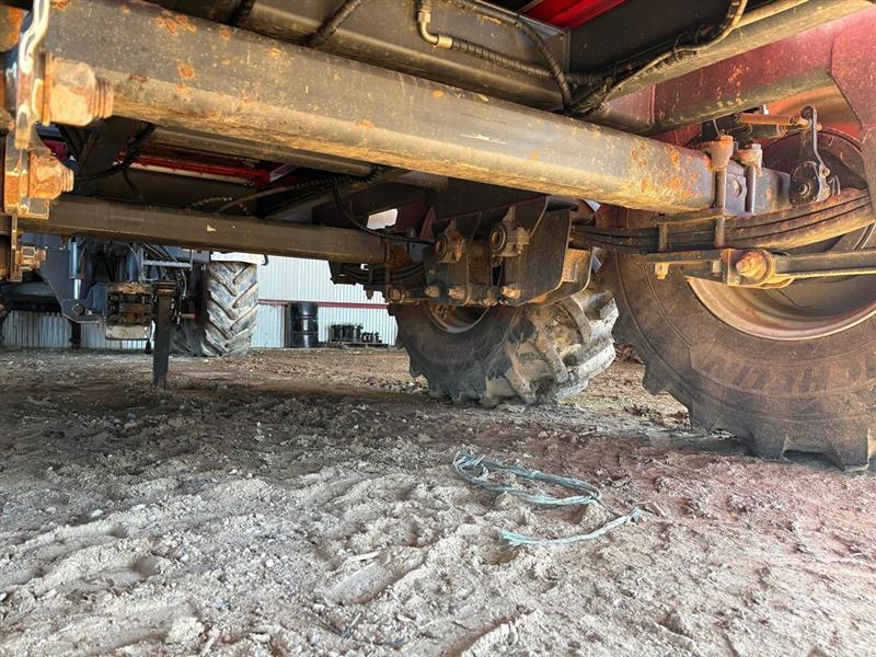Photo 4. AGRI-SPREAD AS2220T