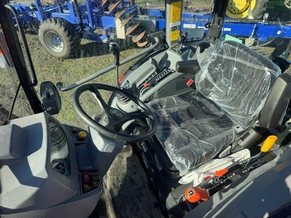 Photo 4. Massey Ferguson 2860M Compact Ut Tractors