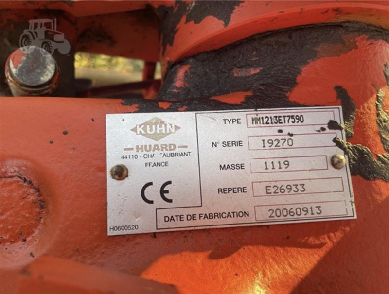 Photo 4. Kuhn Multi-Master 121 plough