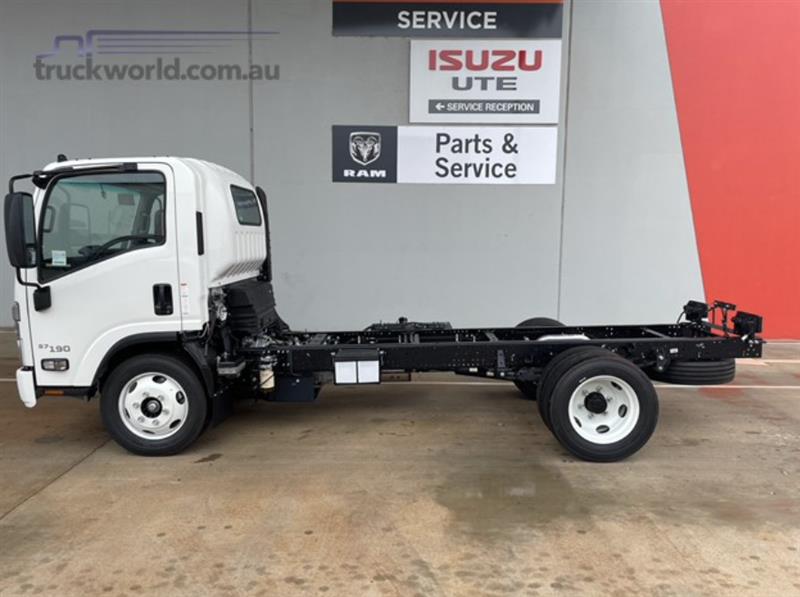 Isuzu NQR Cab Chassis truck, Trucks, Trailers Utes Isuzu QLD Power Farming