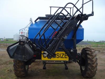 Photo 5. New Holland SC180 Air Seeder Cart