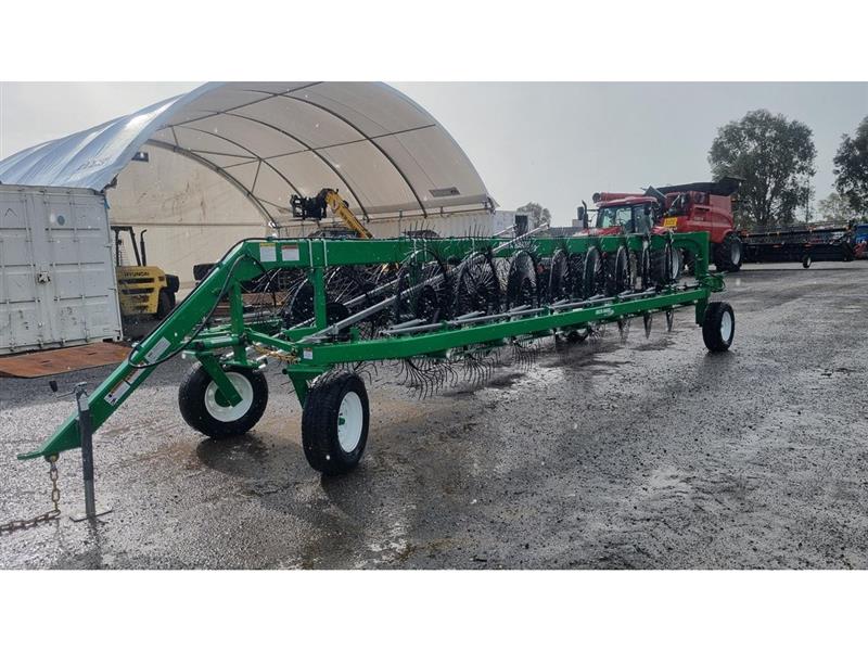 Photo 2. K-Line 16 Delta DR16 tedder