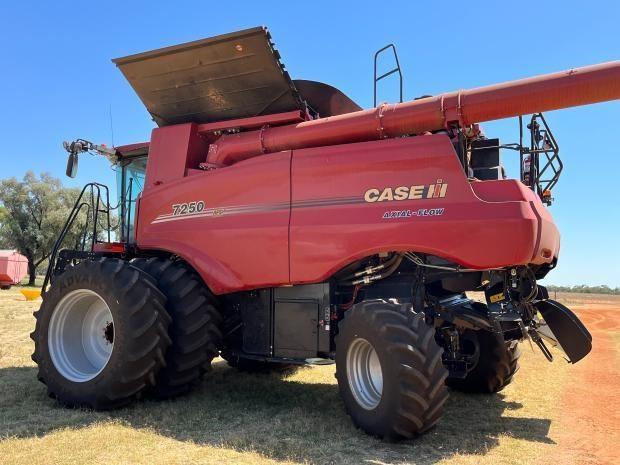Photo 2. Case IH 7250 combine harvester