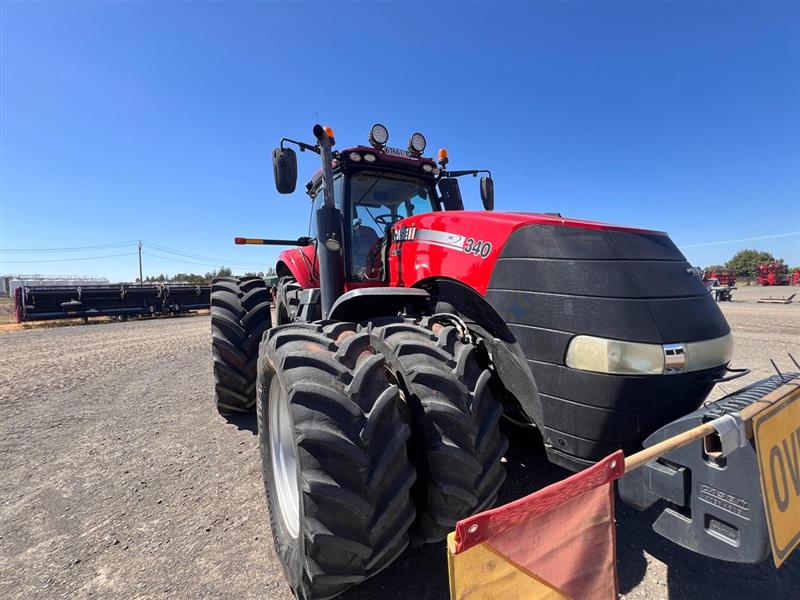 Photo 4. Case IH Magnum 340 tractor