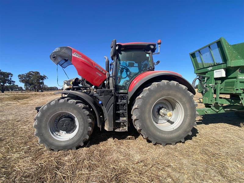 Photo 2. Case IH Optum 300 tractor