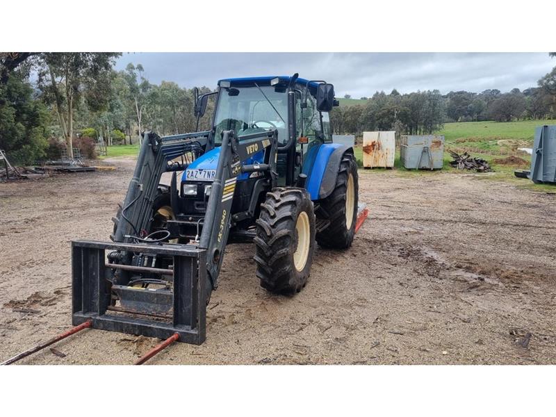 Photo 2. New Holland TL90 tractor
