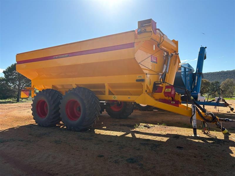 Photo 2. Steele 30T chaser bin