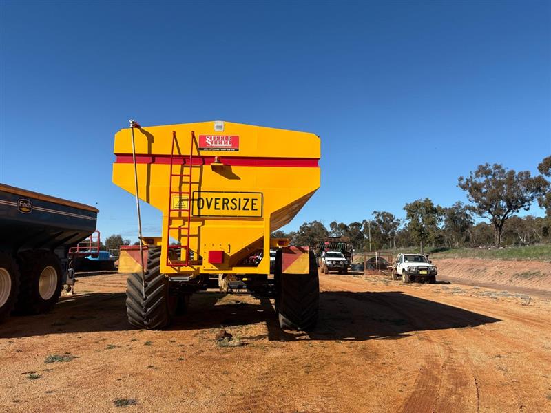 Photo 5. Steele 30T chaser bin