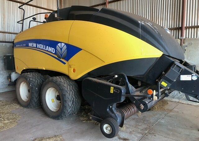 Photo 3. New Holland 1290 Big Baler