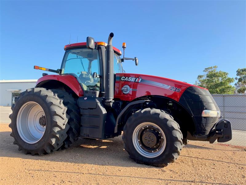 Case IH Magnum 235 Tractor, Tractors Case IH SA, Case IH Magnum 235 Tractor Power Farming Case IH Magnum 235 Tractor, Tractors Case IH SA, Case IH Magnum 235 Tractor Power Farming