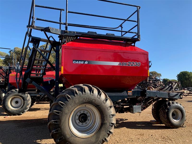 Photo 3. Case IH ADX2230 Air Cart
