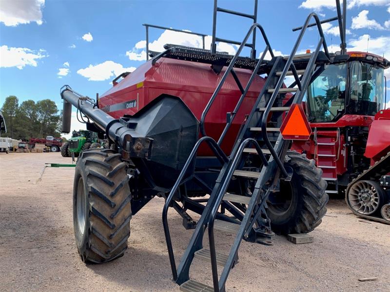 Photo 3. Case IH ADX2180 TBH Air Cart