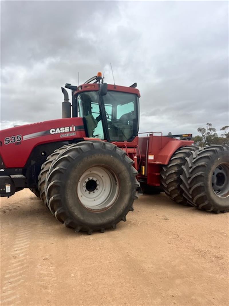 Case IH Steiger 535 Tractor