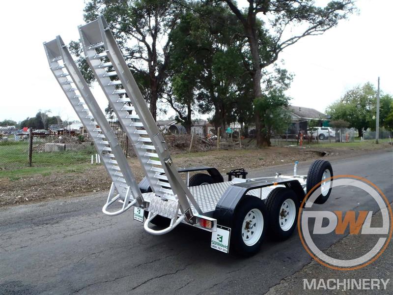 Photo 2. Sureweld Aluminium SW2000EWP scissor lift
