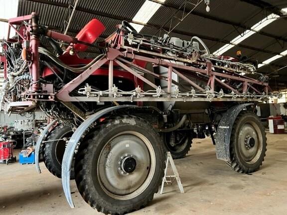 Photo 2. Case IH 4430 self propelled sprayer