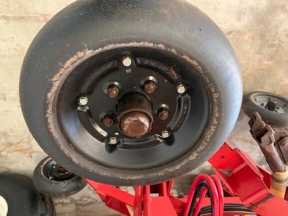 Photo 3. Morris C2 90ft airseeder