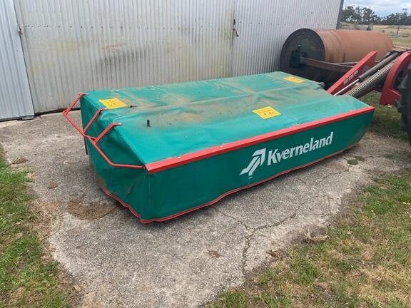 Photo 2. Kverneland 2628 mower