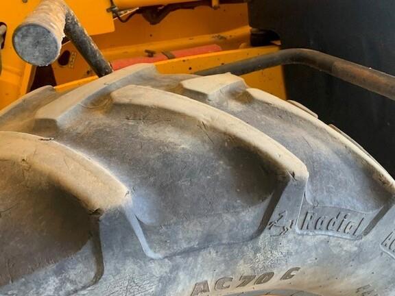 Photo 3. JCB 541-70 telehandler