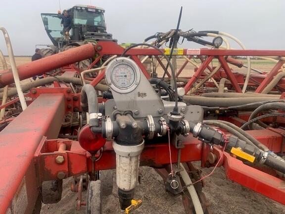 Photo 4. Morris Contour C2 airseeder