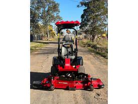 Photo 2. Toro GroundsMaster 3280 D Front Deck mower