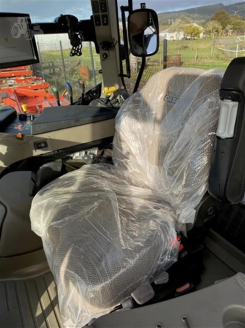 Photo 5. Case IH Maxxum 115 tractor