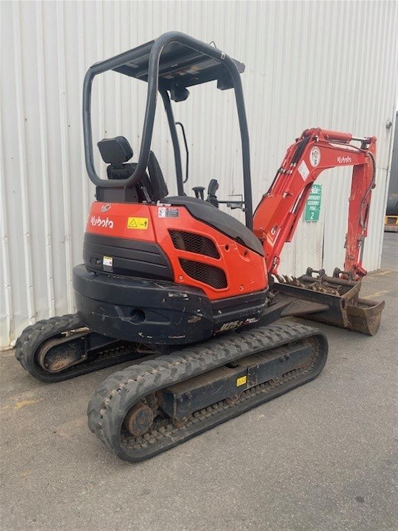 Photo 3. Kubota U25-3 HG Mini Excavator