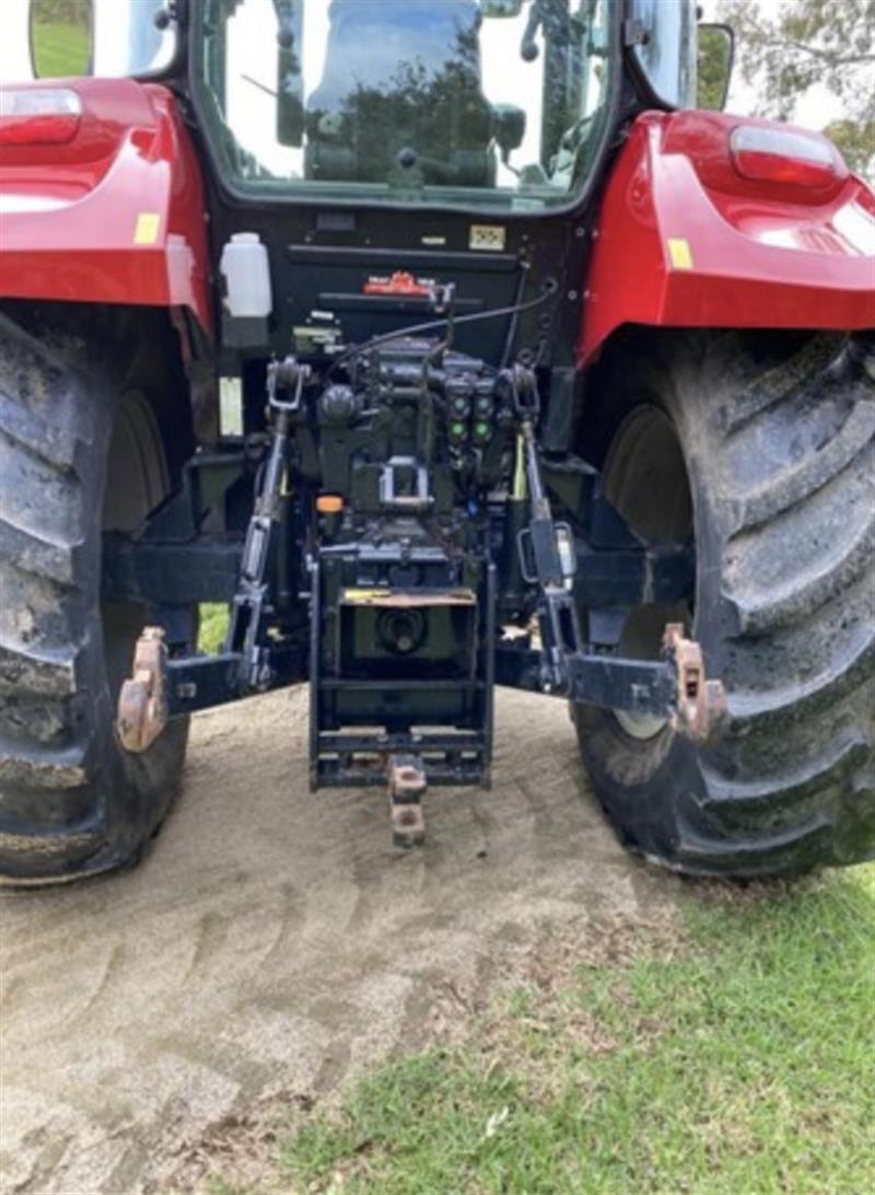 Photo 5. Case IH Farmall 115U tractor