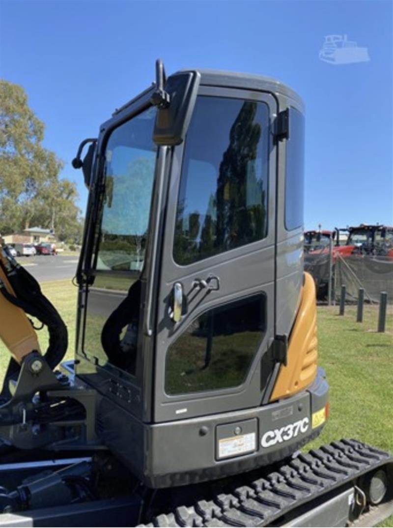 Photo 5. Case CX37C excavator