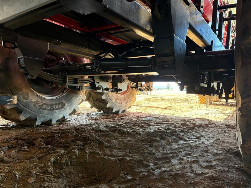 Photo 5. AGRI-SPREAD AS2220T