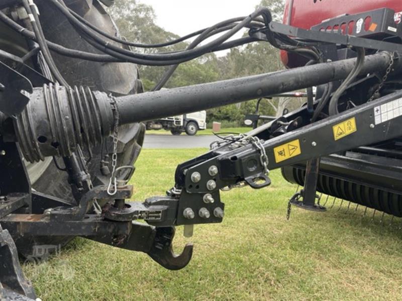 Photo 5. Case IH RB455 round baler