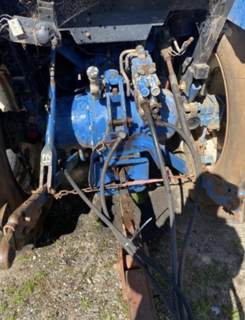 Photo 5. Ford 4630 tractor