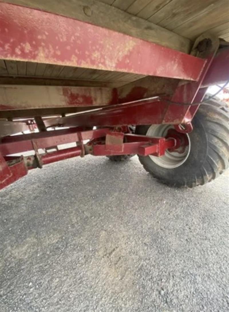 Photo 5. Giltrap T37-08 trailer