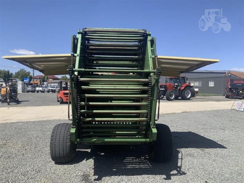 Photo 5. Krone KR150 round baler