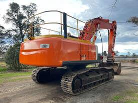 Photo 3. Hitachi ZX330 Tracked-Excav Excavator