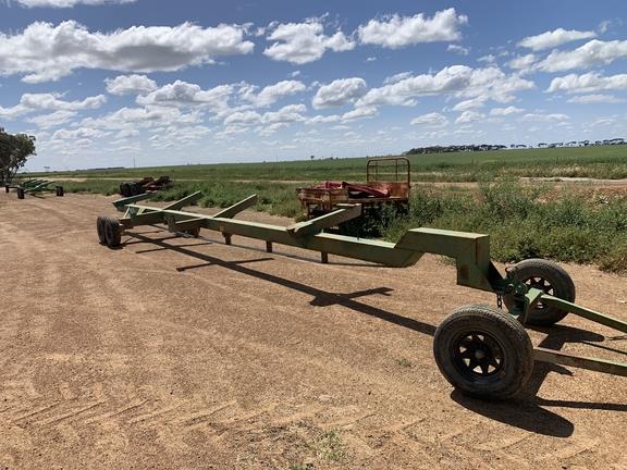 Photo 4. John Deere 640D harvester front