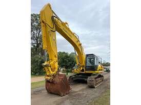 Photo 2. Sumitomo SH350 Tracked-Excav Excavator