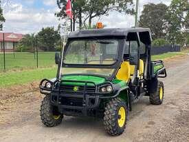 Photo 2. John Deere XUV855D ATV