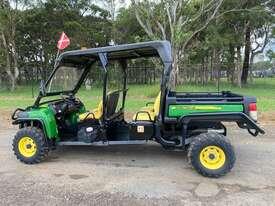 Photo 3. John Deere XUV855D ATV