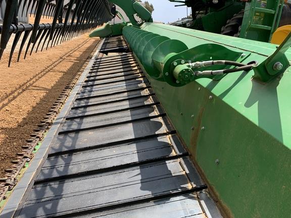 Photo 5. John Deere S680 combine harvester