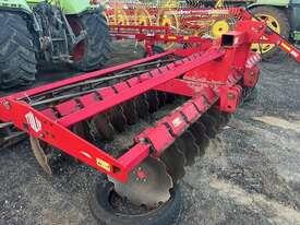 Photo 3. Lely 400 XL Multi Disc Disks