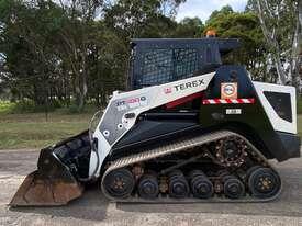 Photo 2. Terex PT100G Skid Steer Loader