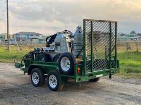 Photo 3. Kanga SCHIBECI 827D Skid Steer Loader