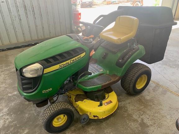 Photo 2. John Deere D105 lawn mower