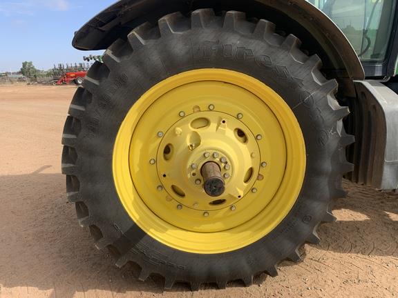 Photo 3. John Deere 8335R tractor