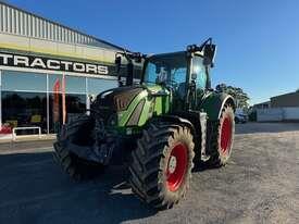Photo 2. Fendt 718 Power Plus Row Crop Tractors