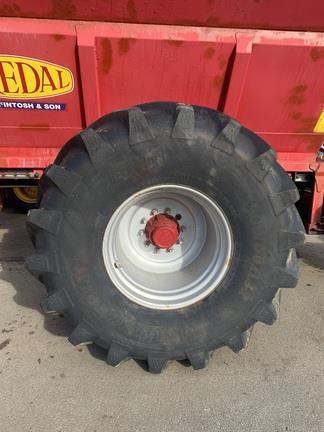 Photo 5. Bredal K125 spreader