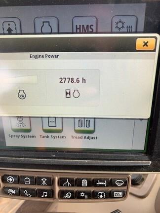Photo 4. John Deere R4045 self propelled sprayer